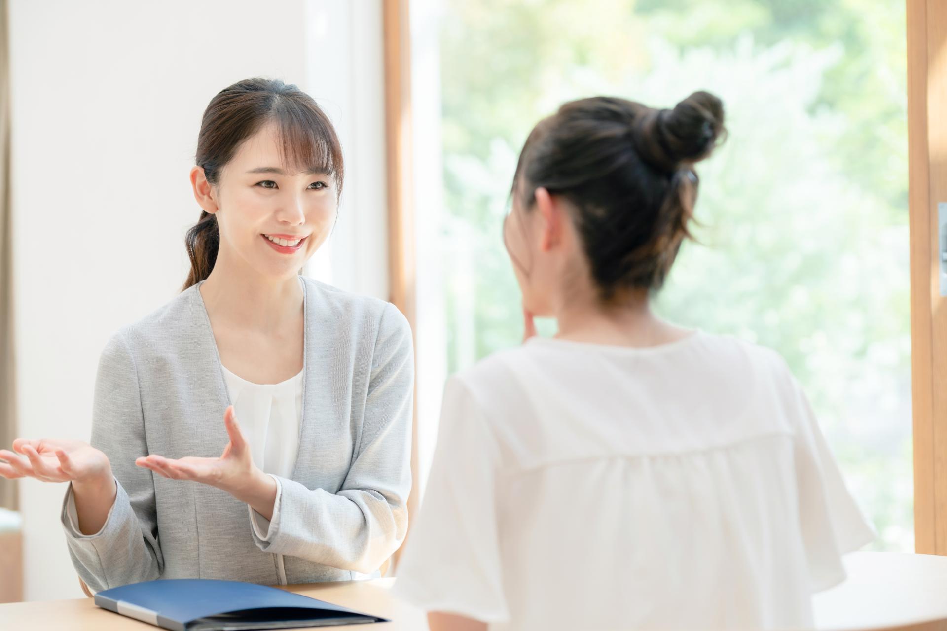 留学エージェントの画像